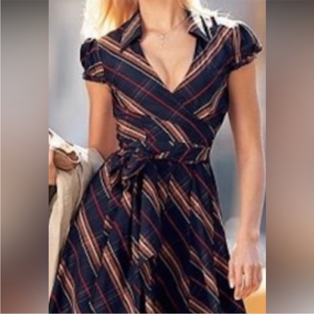 WRAP DRESS - Picture 1 of 4